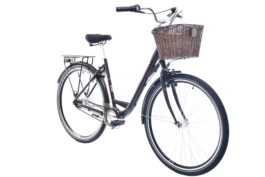 Madison Monaco polkupyörä värissä Musta Pearl etuviistosta